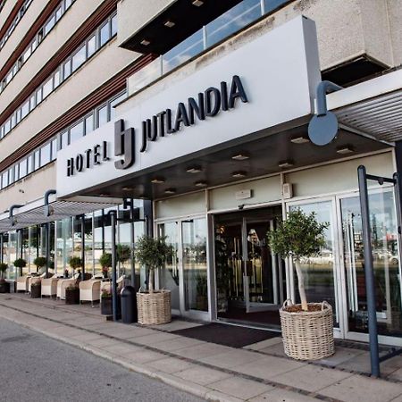 Harbour Living By Jutlandia - Hostel Style Frederikshavn Buitenkant foto